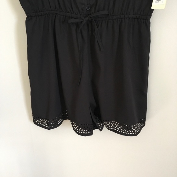 NWT RD Style black laser cut button up romper medium - Picture 4 of 4